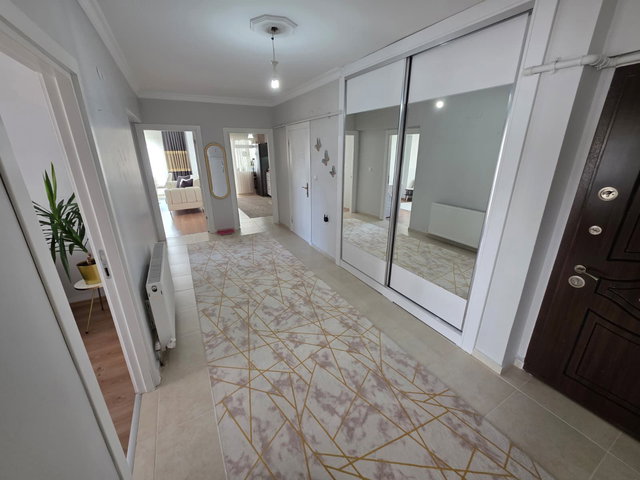ŞEHİTLER CAD ÜSTÜ 4. KAT ÖN CEPHE SATILIK 3+1 DAİRE