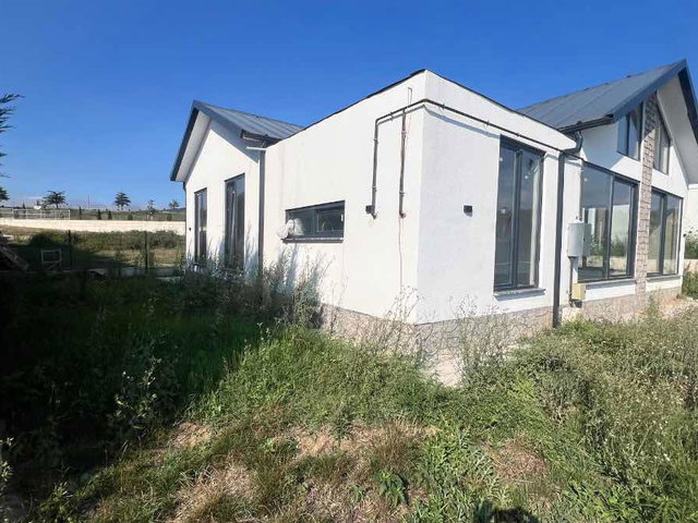 DÜZCE ÇAKIRLARDA DOĞA VE YEŞİLLİKLER İÇİNDE 4+1 MÜSTAKİL VİLLA