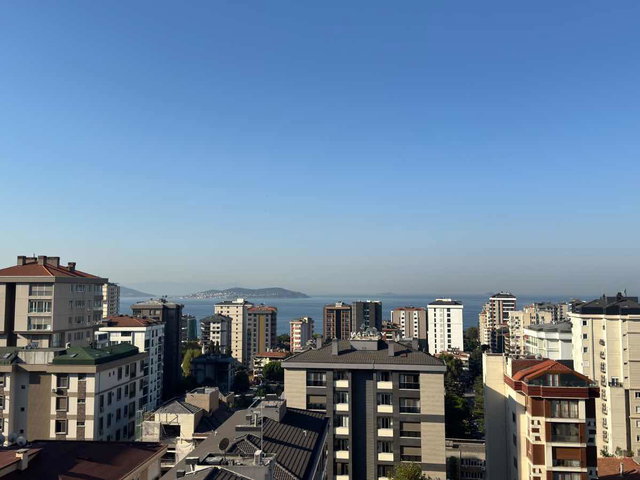 CADDEBOSTAN'DA KAPANMAZ DENİZ MANZARALI HAVUZLU GÜVENLİKLİ 167 M2 NET 4+1