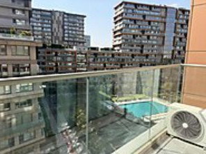 EMİNE GÖKTÜRK,DEN İNİSTANBUL,DA EŞYALI BALKONLU BÜYÜK 1+1