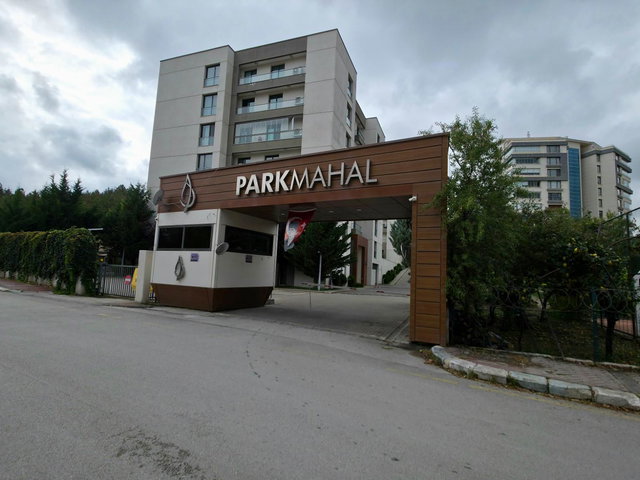 PARK MAHAL ŞIK YAPILI TAM MOBİLYALI 220 M2 4+1 KİRALIK