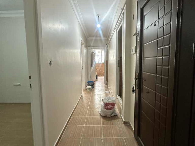 BAĞLARBAŞINDA SATILIK 2+1 TADİLATLI YÜKSEK CAMLI BODRUM KAT SATILIK