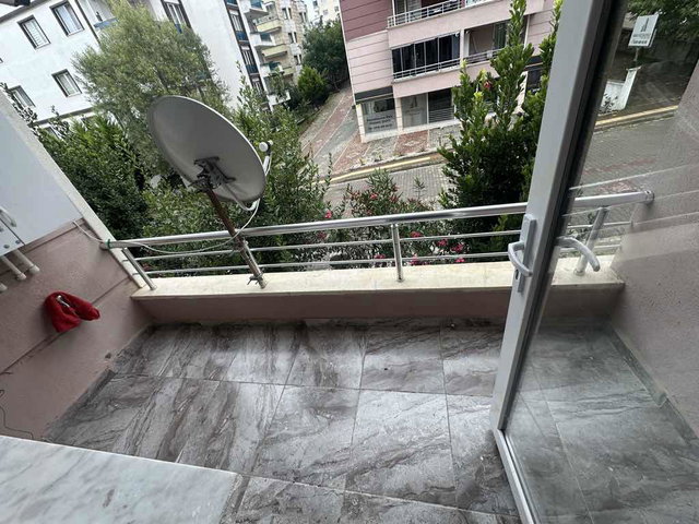 ATAKUM’DA EŞYALI 1+1 KİRALIK DAİRE | BALKONLU, DOĞALGAZ KOMBİLİ, BOŞ