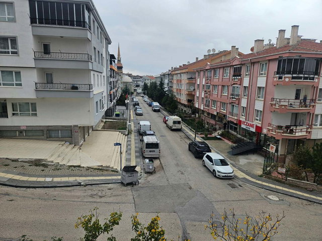 ŞAHİNTEPE MAHALLESİ CADDE ÜZERİ 3+1 SATILIK DAİRE