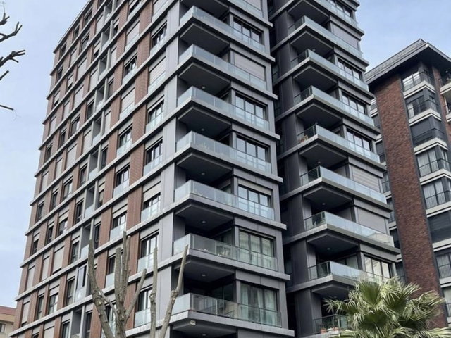 ERENKÖY DİVAN’A KOMŞU, BAĞDAT CADDESİ’NE 2.BİNA, HAVUZLU,3+1,KİRALIK