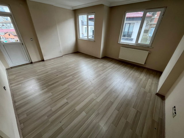 RE/MAX ORİON'DAN ÇARŞI MAHALLESİNDE 3+1 89 M2 KİRALIK DAİRE