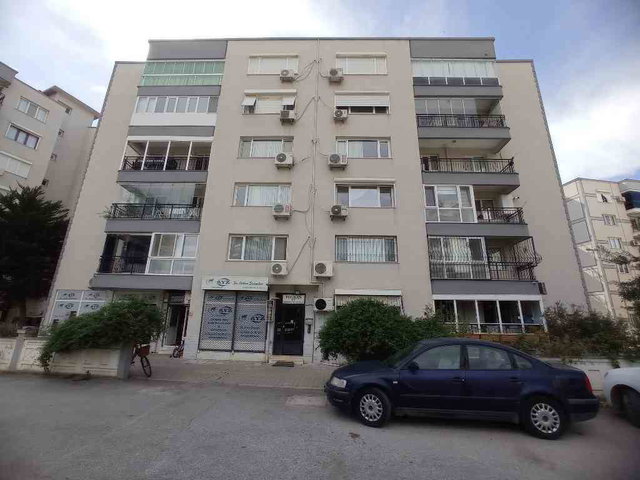 ÇİĞLİ ATAŞEHİR 3+1 SATILIK DAİRE