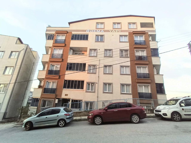 GEBZE KÖŞKLÜ ÇEŞME MAH. 2+1 ARAKAT KIRALIK DAIRE!