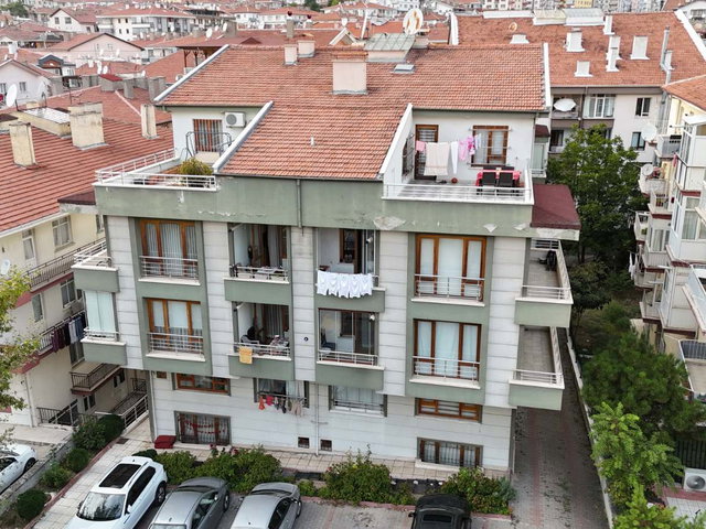 KEÇİÖREN İNCİRLİ MAHALLESİNDE GENİŞ VE KULLANIŞLI ÇATI DUBLEKS