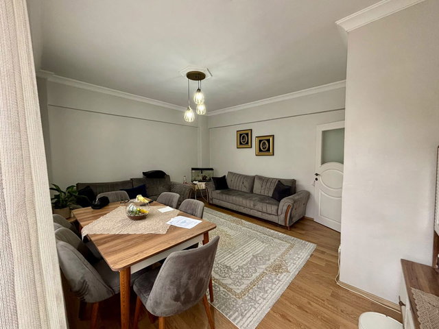 ATATÜRK CADDESİNDE CENTA'NIN ÜSTÜNDE 2+1 SATILIK DAİRE