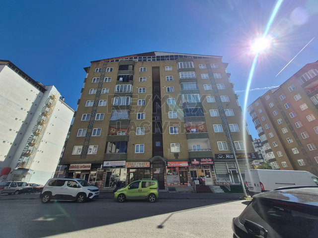 RE/MAX LACİVERT'TEN KAYAKYOL'NDA SATILIK 3+1 DAİRE