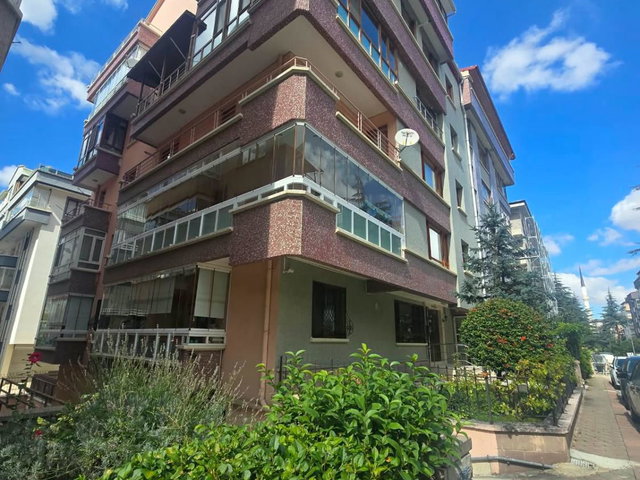SANCAK MAH.’DE BAHÇELI GİRİŞ KAT 3+1 | 160 M² BRÜT | 2 BANYO 3 WC