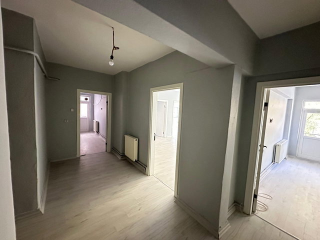DEMETGÜL MAHALLESI KIRALIK 3+1 DAIRE