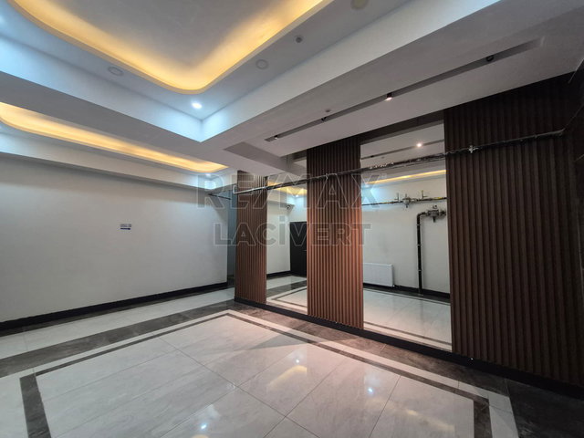 RE/MAX LACİVERT'TEN YILDIZKENT'TE SATILIK 3+1 DAİRE