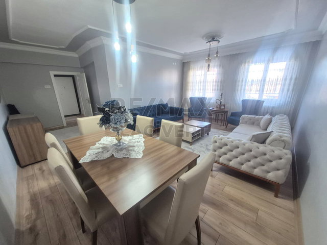 RE/MAX LACİVERT'TEN YILDIZKENT'TE SATILIK 3+1 DAİRE