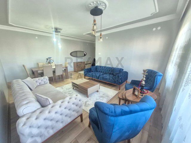 RE/MAX LACİVERT'TEN YILDIZKENT'TE SATILIK 3+1 DAİRE