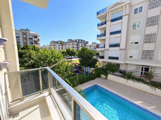 KONYAALTI HURMA'DA EŞYALI VE HAVUZLU KİRALIK 1+1 DAİRE