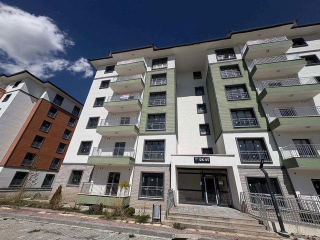 REMAX İLKE'DEN ILICA YENİ TOKİ'DE 2+1 KİRALIK DAİRE