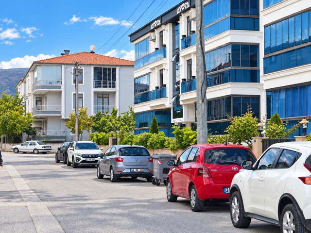 REMAX DEM YAVUZ SELİM MAH. ÇİFT YOL CEPHELİ KÖŞE 4+1 AKILLI EV