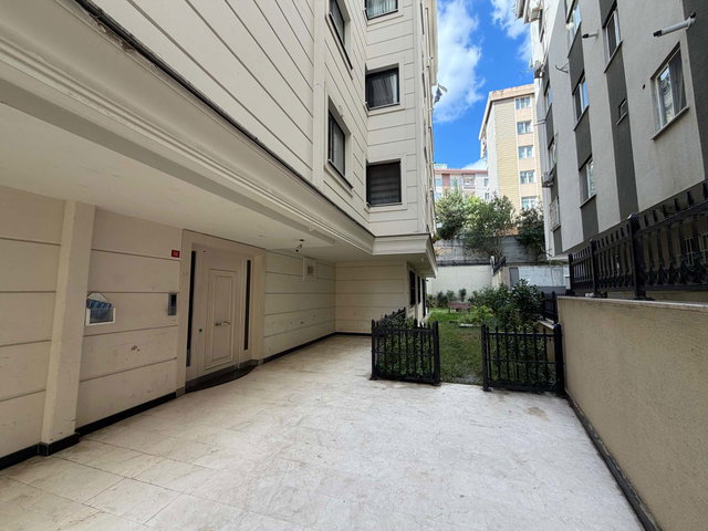 BAKIRKÖY OSMANİYE’DE MERKEZİ KONUMDA SATILIK 2+1 DAİRE