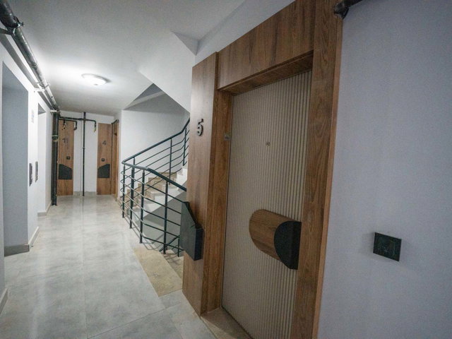 ÇANKAYA BADEMLİDERE’DE SIFIR SATILIK 1+1 GENIŞ DAIRE DOĞU CEPHE BALKONLU  KREDİYE UYGUN