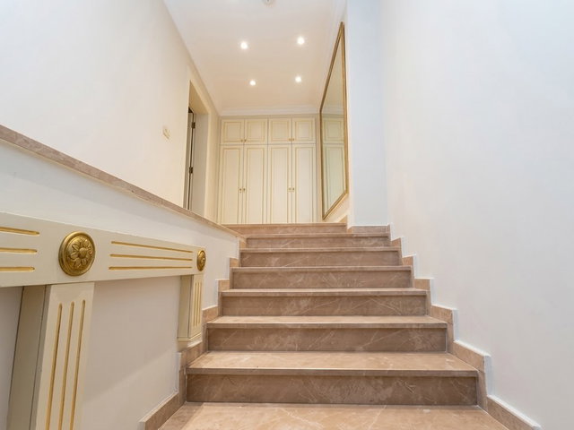 TARABYA MARİNADA BOĞAZ MANZARALI MÜSTAKİL KİRALIK VİLLA