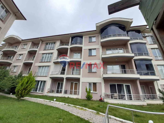 RE/MAX İNCİ'DEN SINDIRGI ÖZDİL TERMAL SİTESİ 3+1 SATILIK DAİRE