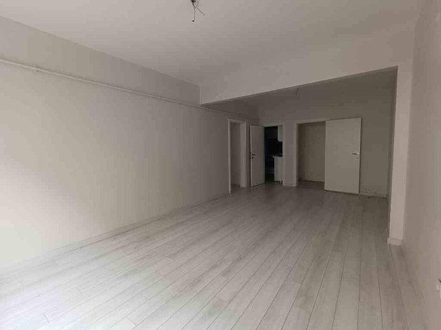 YELDEĞİRMENİ MEVKİ KADIKÖY METRO-RIHTIM  METROBUS, YÜRÜME MESAFESİYLE