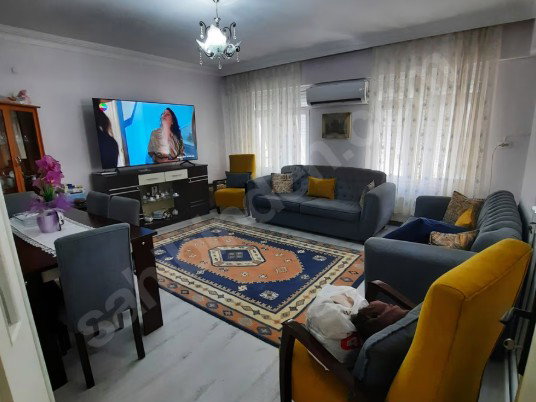 REMAX ŞEHİRDEN ALTINOVA SERMAYECİKTE 3403 M2 SATILIK TARLA