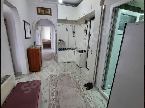 REMAX ŞEHİRDEN ALTINOVA SERMAYECİKTE 3403 M2 SATILIK TARLA