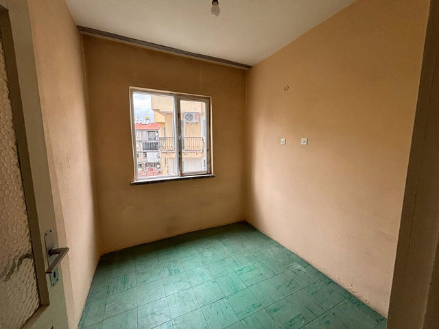 REMAX MODEL DEN İNÖNÜ CADDESİNDE 4+1 ARA KAT ASANSÖRLÜ SATILIK DAİRE