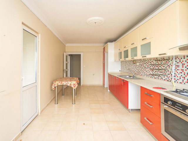 REMAX GELİŞİMDEN GÜR APARTMANINDA 5+2 SATILIK DUBLEKS DAİRE