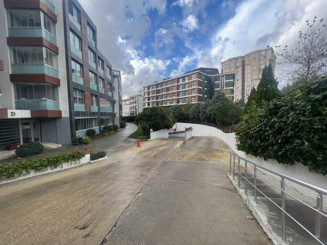 TEKIİRDAĞ ÇORLU ESENTEPE MAH. SİRELLO EVLERI SİTESİ SATILIK 3+1 DAİRE