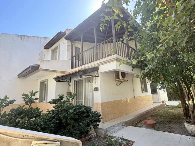 ÇEŞME’DE EŞYALI 4+1 BAHÇE KATI VİLLA | 319 M² BRÜT | KREDİYE UYGUN