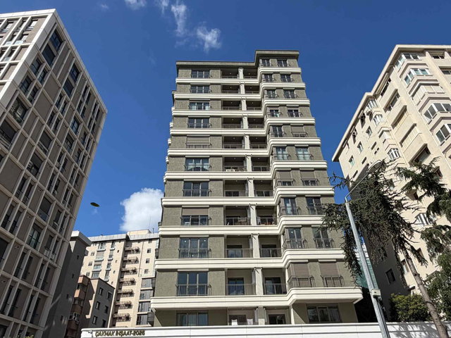 GÖZTEPE'NİN MERKEZİNDE KISMİ DENİZ MANZARALI,SIFIR SATILIK 3+1