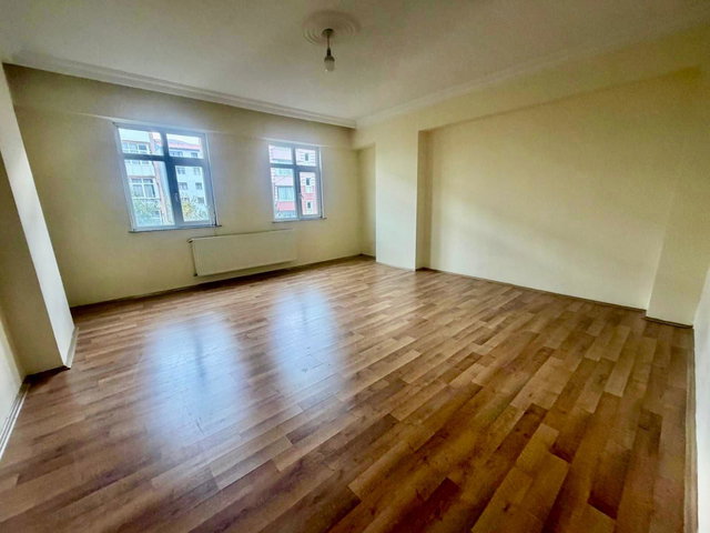 REMAX İLKE'DEN YENİŞEHİR'DE 3+1 SATILIK DAİRE