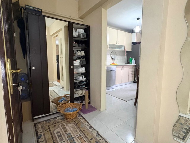 22 ÇİĞLİ YAKAKENT MAHALLESİ’NDE 3+1 ARA KAT ÇİFT CEPHE ASANSÖRLÜ ÇİFT BALKON