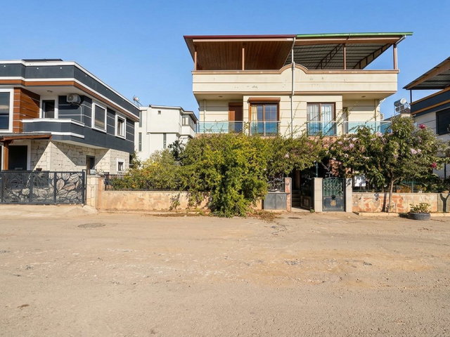 SEFERİHİSAR PAYAMLIDA PLAJA YAKIN, TERASLI 2+1 DUBLEKS