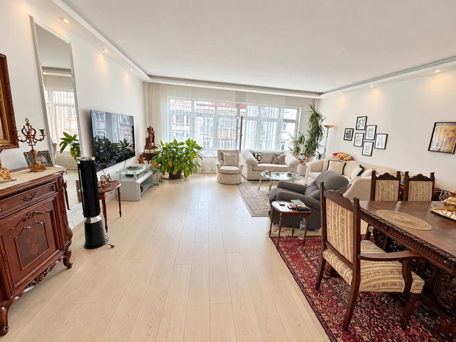 NİŞANTAŞI VALİKONAĞI CADDESİ ÜZERİNDE SATILIK 3+1 DAİRE