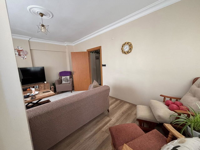 RE/MAX ŞEHİR 2 ÇİFTLİKKÖY SAHİL MAH. SATILIK 2+1 ARA KAT DAİRE