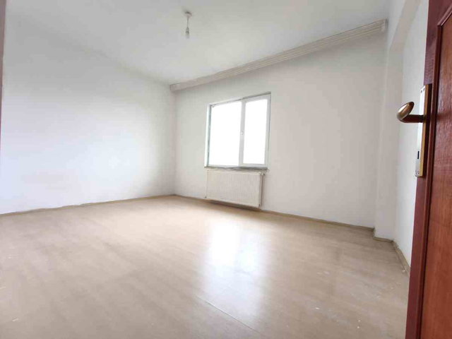 REMAX DIA DAN BOLU KÖROĞLU MAHALLESİNDE KİRALIK 3+1 DAİRE