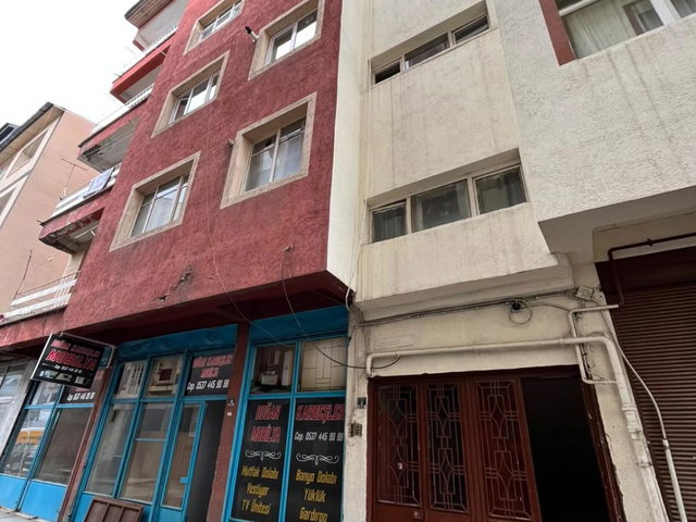 REMAX İLKE'DEN 50.YIL CAD. 2+1 SATILIK DAİRE
