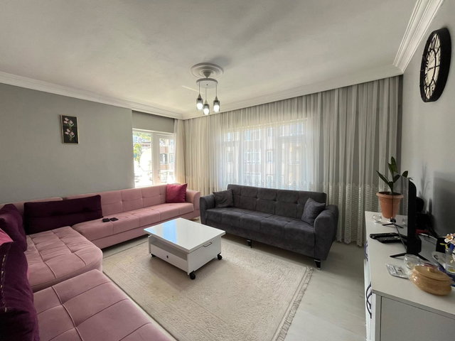RE/MAX ŞEHİR 2 YALOVA MERKEZ DE SATILIK 2+1 ARA KAT DAİRE