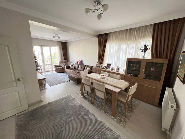 TUNALI BÜKLÜM CADDESİNDE MODERN EŞYALI KİRALIK 2+1 DAİRE