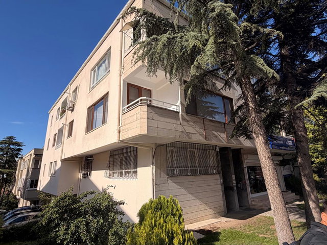 UĞUR MUMCU CAD ÜZERİ BÜYÜK TİP 3+1 KİRALIK DAİRE