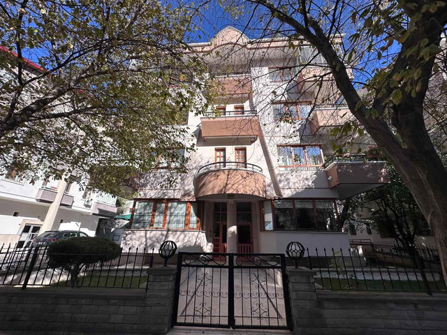 HİLAL MAHALLESİ’NDE 150 M² | 3+1 | KAPALI OTOPARKLI | ASANSÖRLÜ SATILIK DAİRE