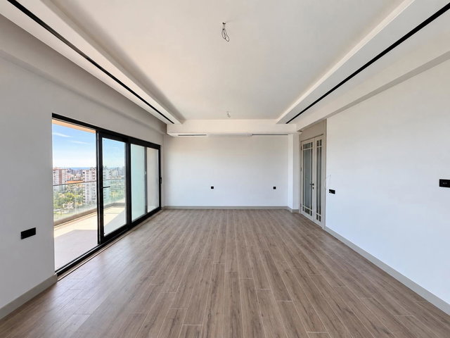 REMAX RİNA'DAN ÇEVİK VİTACOURD CADDE'DE SIFIR 4+1