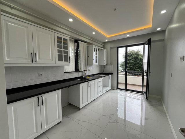 RE/MAX ŞEHİR 2 YALOVA MERKEZ KAZIM KARABEKİR MEVKİİ KİRALIK 2+1