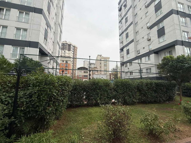 HELENIUM SİTESİ'NDE  3. KAT HAVUZLU & GÜVENLİKLİ MASRAFSIZ  3+1  SATILIK DAIRE