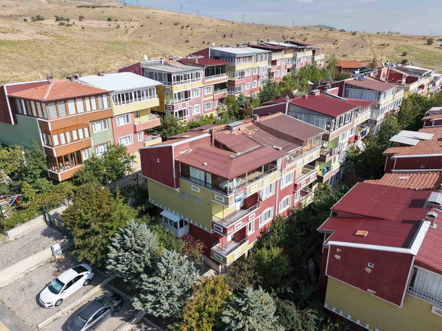 KUZEY YILDIZI MAH VİLLA KENT SİTESİ’NDE 5+2 GENİŞ VILLA